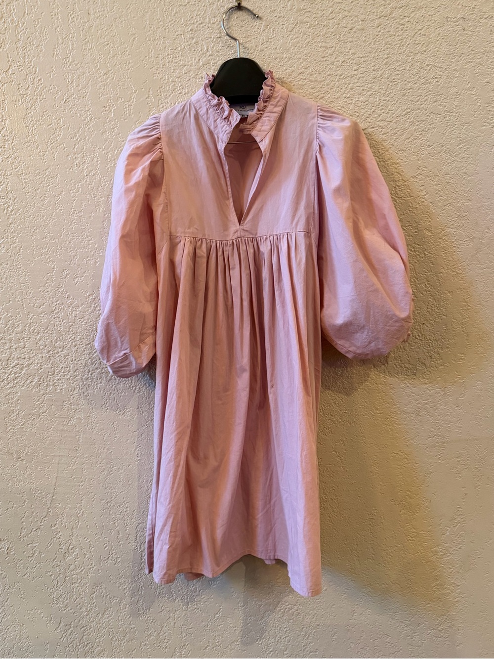 Never A Wallflower Poplin High Neck
Mini Dress Sz M Pink Cotton Puff
Sleeve
